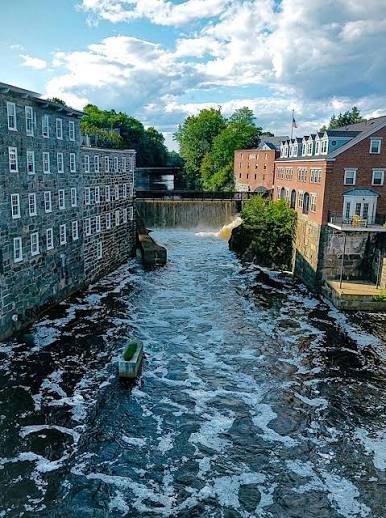 The mills along the Lamprey River